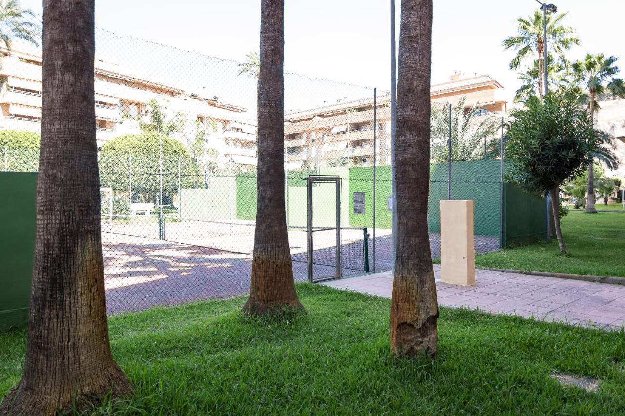 Beach Paradise Flat In Denia Centre W/ Large Pool Buitenkant foto